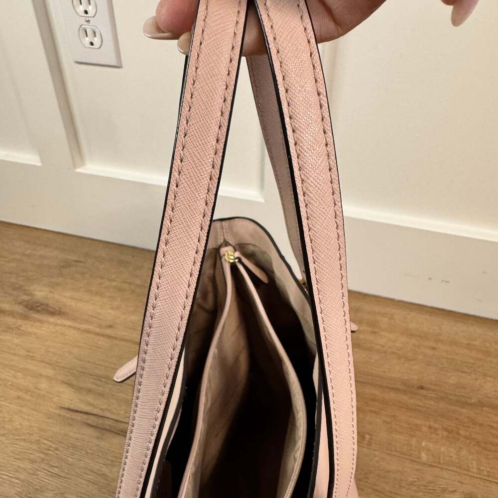 Michael Kors Charlotte Large Top Zip Saffiano Leather Tote in Powder Blush - Picture 7 of 16